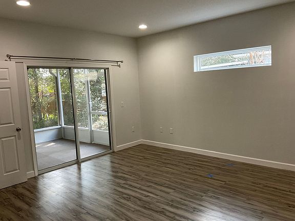 2nd image of 709 Mystic Oaks Ln