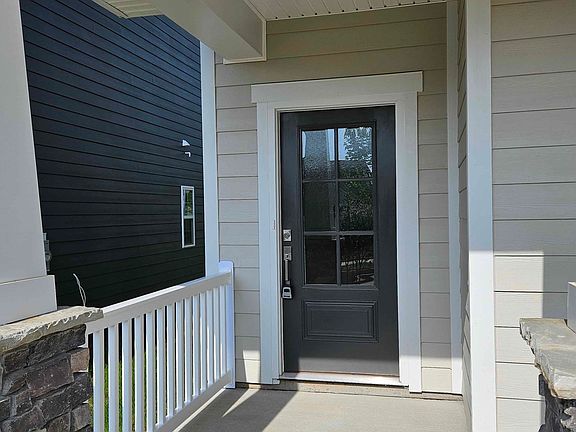 4th image of 184 White Apple Way