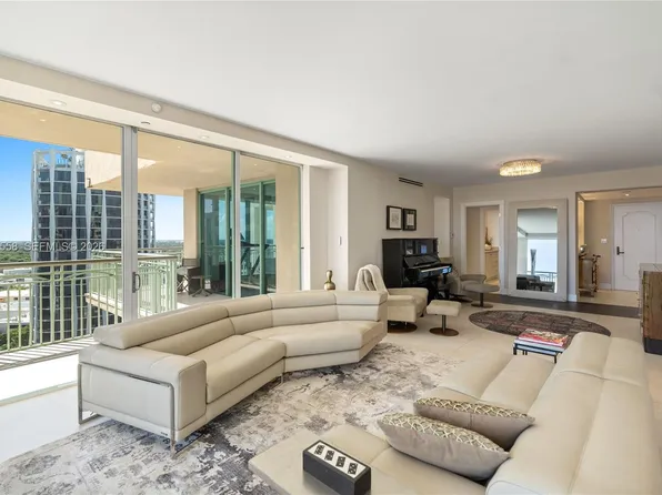 3350 SW 27th Ave APT 1802, Miami, FL 33133