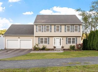 4 Fatima Ln, Worcester, MA 01606