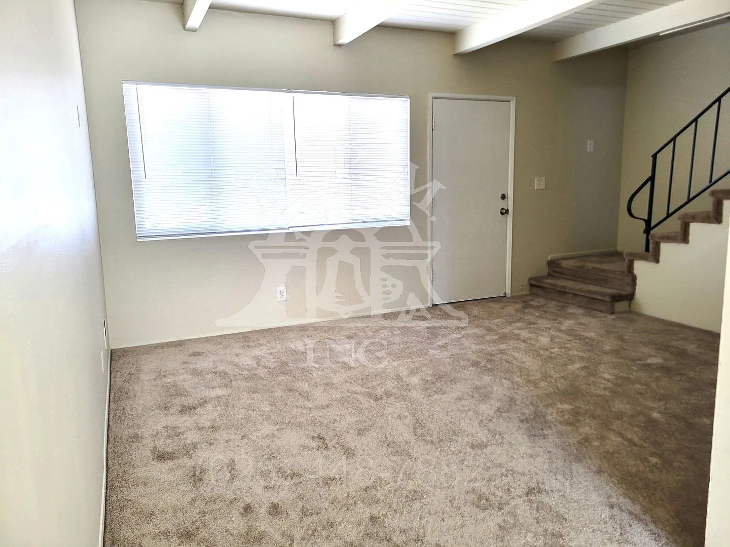 Humbert Ave 2658-2708 — Photo 3