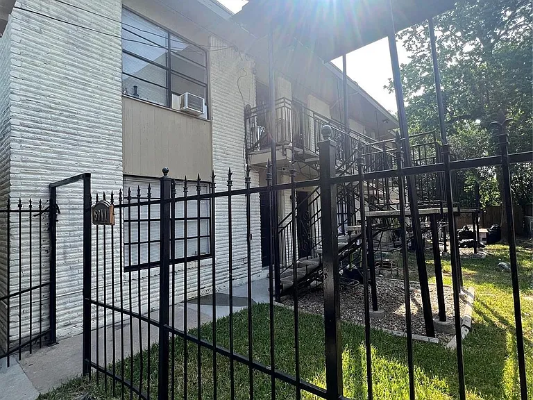 5911 Grace Ln #1 — Photo 7