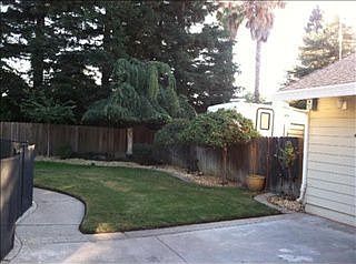 3rd image of 2946 Rosewood Ct