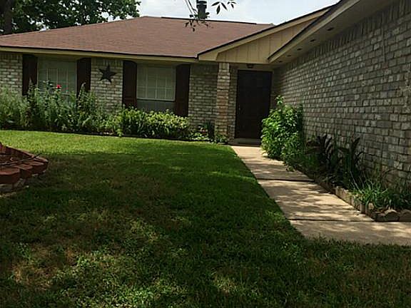2nd image of 14262 Laffite Dr