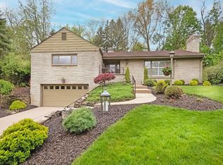 35 Woodland Dr, Pittsburgh, PA 15228