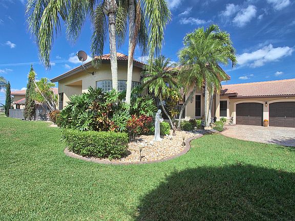 3rd image of 174 SW 120th Ln