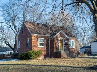 3915 42nd St, Des Moines, IA 50310