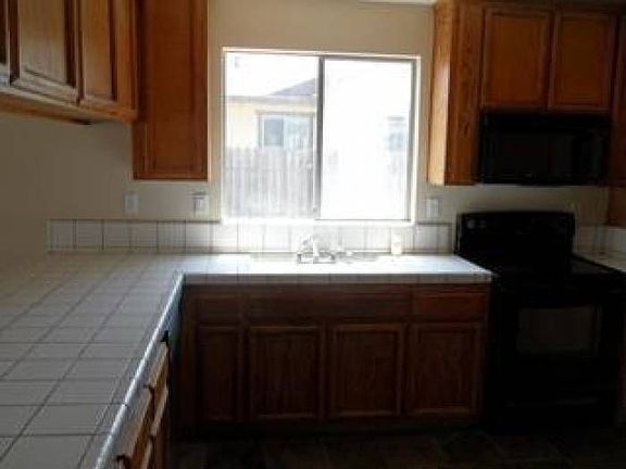 5th image of 2857 Tiffany West Way