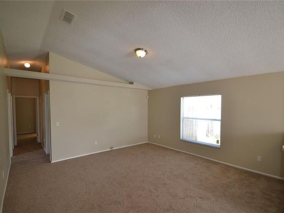 4th image of 7163 Edgewater Shores Ct