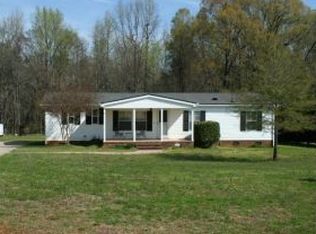 2964 Bramblegate Dr, Mebane, NC 27302