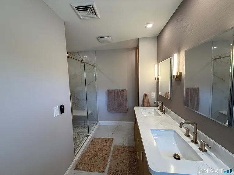 16 Candlewood Acres Rd — Photo 26