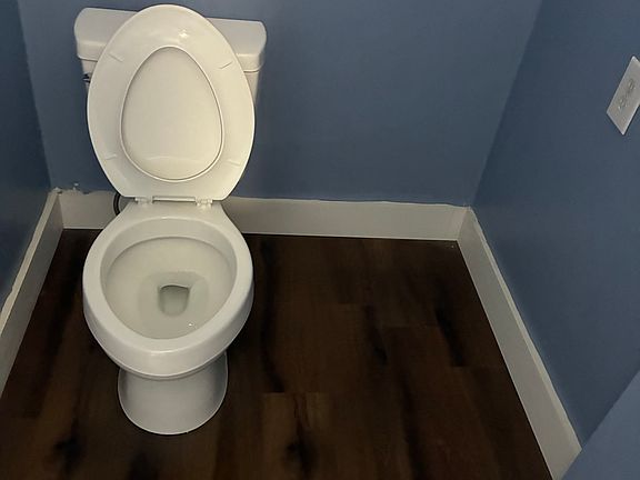 5th image of 416 Black River Blvd N APT 1