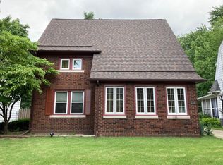 218 N Sunnyside Ave, South Bend, IN 46617