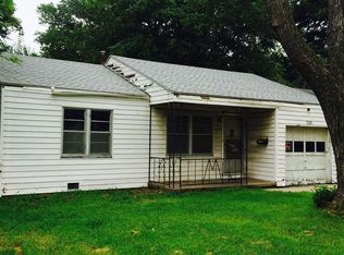 2207 S Market St, Wichita, KS 67211