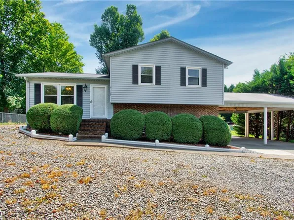 169 Marie Dr, King, NC 27021
