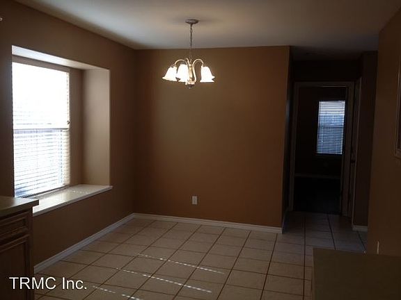5th image of 7913 Grizzley Dr