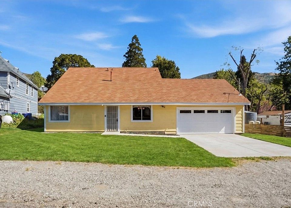1st image of 13894 Meadow Ln