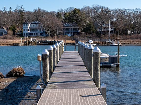5th image of 1940 Mason Dr