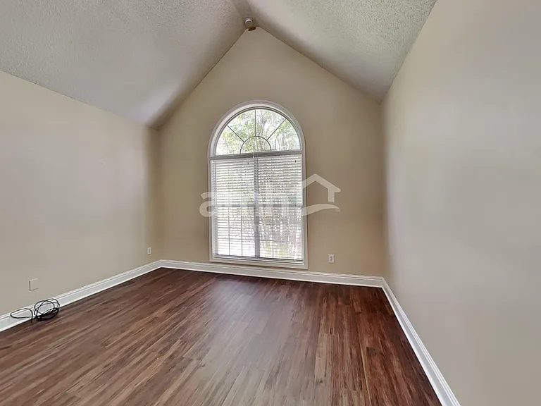 154 Acadian Dr — Photo 15