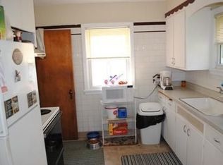 5271 N Teutonia Ave, Milwaukee, WI 53209