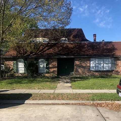1st image of 4423 Woodland Dr