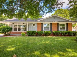 3310 E Jefferson Ave, Des Moines, IA 50317
