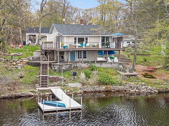 5th image of 39 Wood Dr