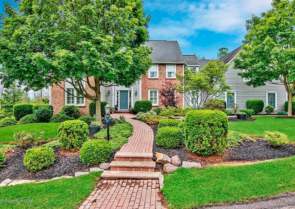 1st image of 26 Orchard Ln