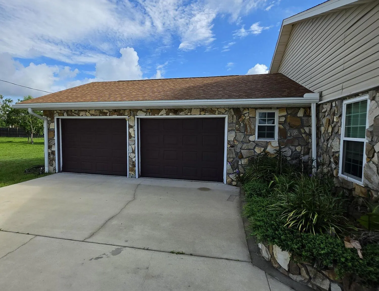 3 bed, 1476 sqft, $2,200 — Photo 2