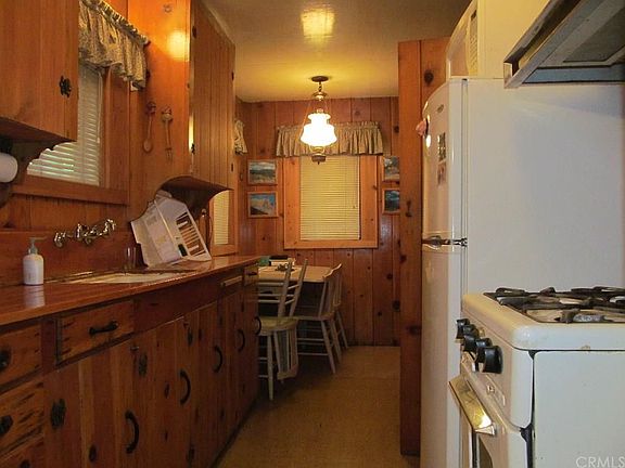 5th image of 776 Fern Dr