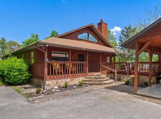 1463 Red Cedar Ln, Sevierville, TN 37876