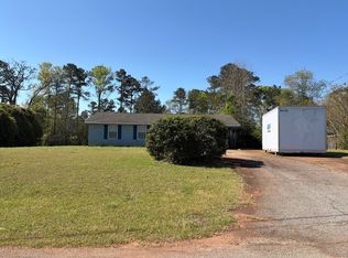 109 Lakecrest Dr, Lagrange, GA 30240
