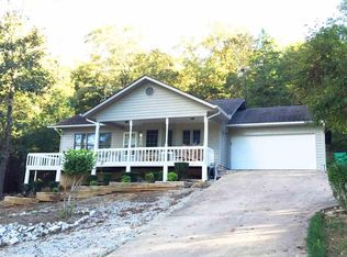 105 Cherokee Rd, Cherokee Village, AR 72529