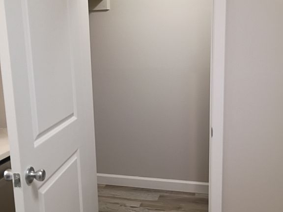 4th image of 2699 Neil Ave #C
