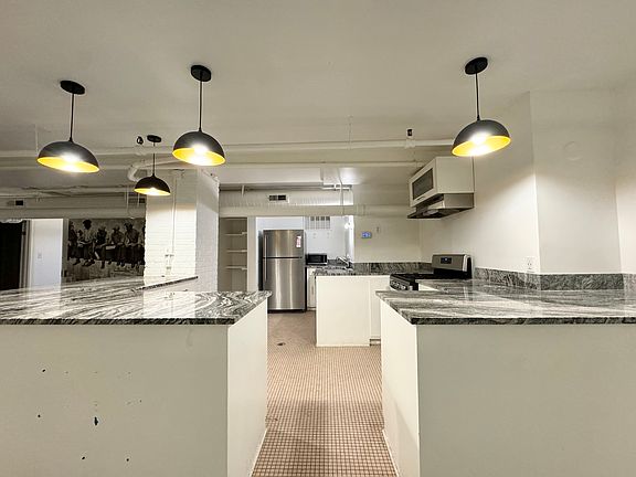 4th image of 1800 Central St APT 1802