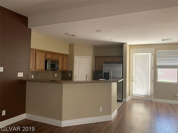 5th image of 10386 Station Creek Cir