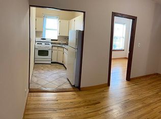 23-21 Steinway St #2, Astoria, NY 11105
