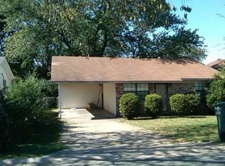 219 S Center St, Conway, AR 72034