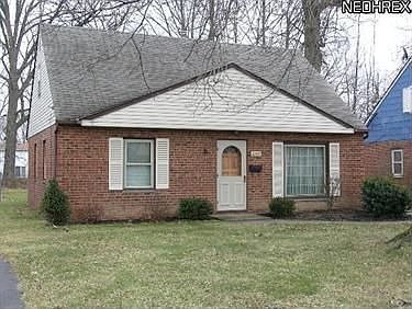 1st image of 4689 W 158th St