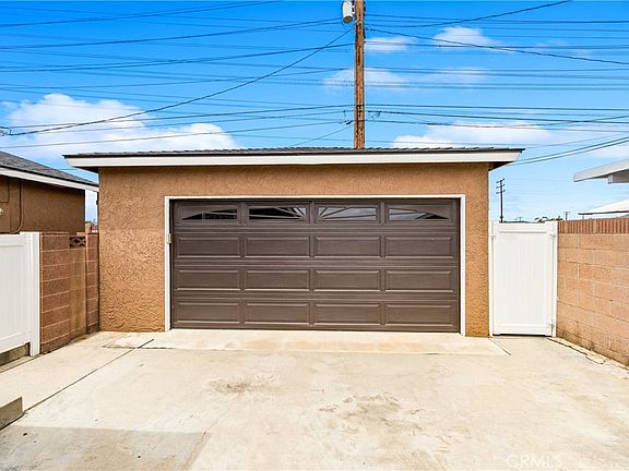 2nd image of 7754 La Casa Way