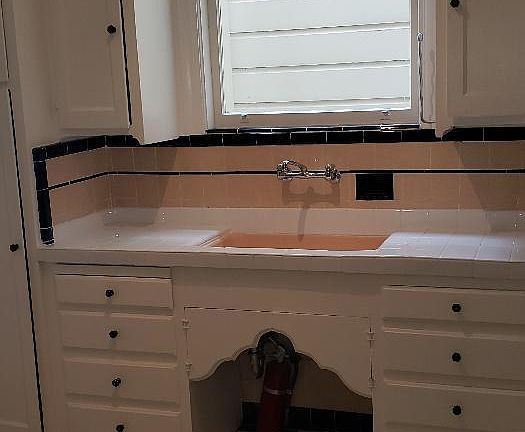 2nd image of 1856 Powell St #201