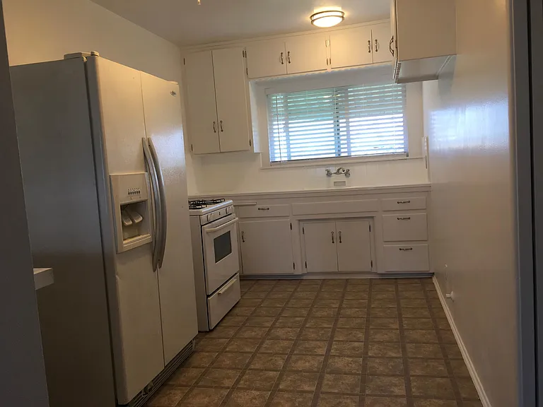 4041 S Centinela Ave #4 — Photo 5