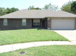 624 S Canton Ave, Springfield, MO 65802