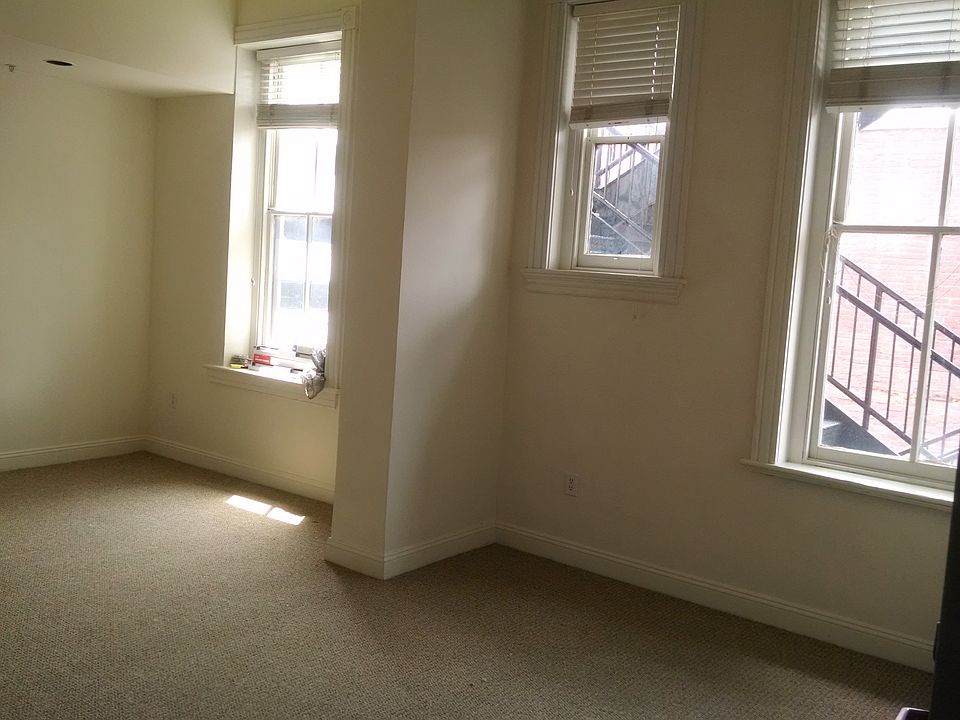 1st image of 305 W Broad St APT 304