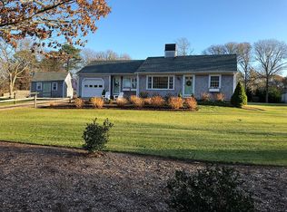 9 Dory Ln, Edgartown, MA 02539