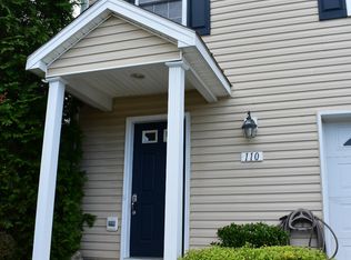 110 Whirlwind Dr, Winchester, VA 22602