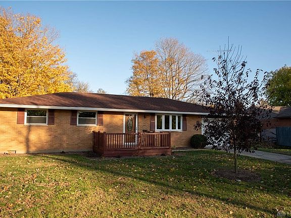 2nd image of 137 Cedar Dr