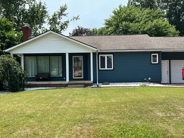 4318 Crestwood St NW, Canton, OH 44708