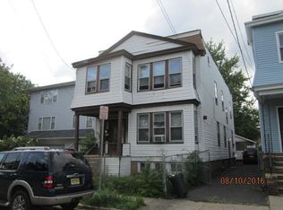 185 Leslie St, Newark, NJ 07112