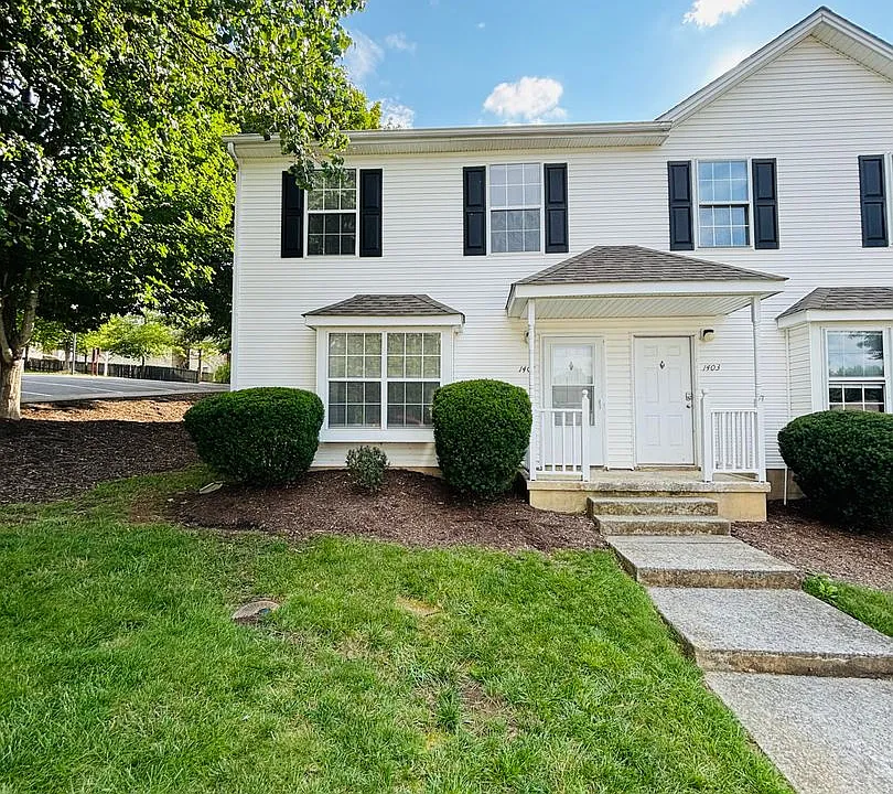 1401 Christine Ct